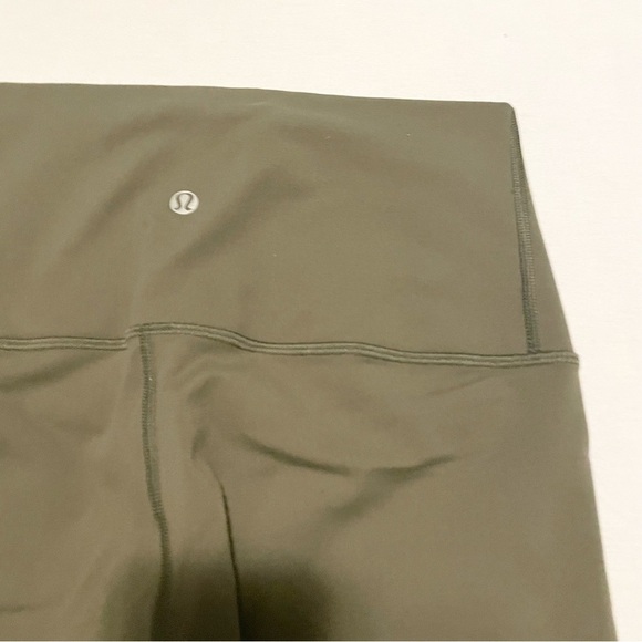 Lululemon Womens Green Crop Pant Leggings Missing Size - Picture 9 of 15